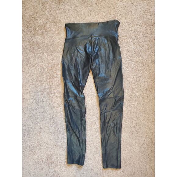 Spanx Faux Leather Black Moto Leggings Edgy Ribbed Accents Size Medium Petite - Picture 8 of 11